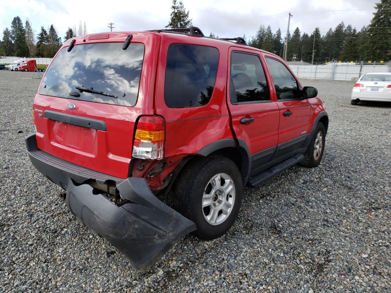 Photo 9 from auction – 2001 FORD ESCAPE XLT with VIN 1FMCU04101KF56993