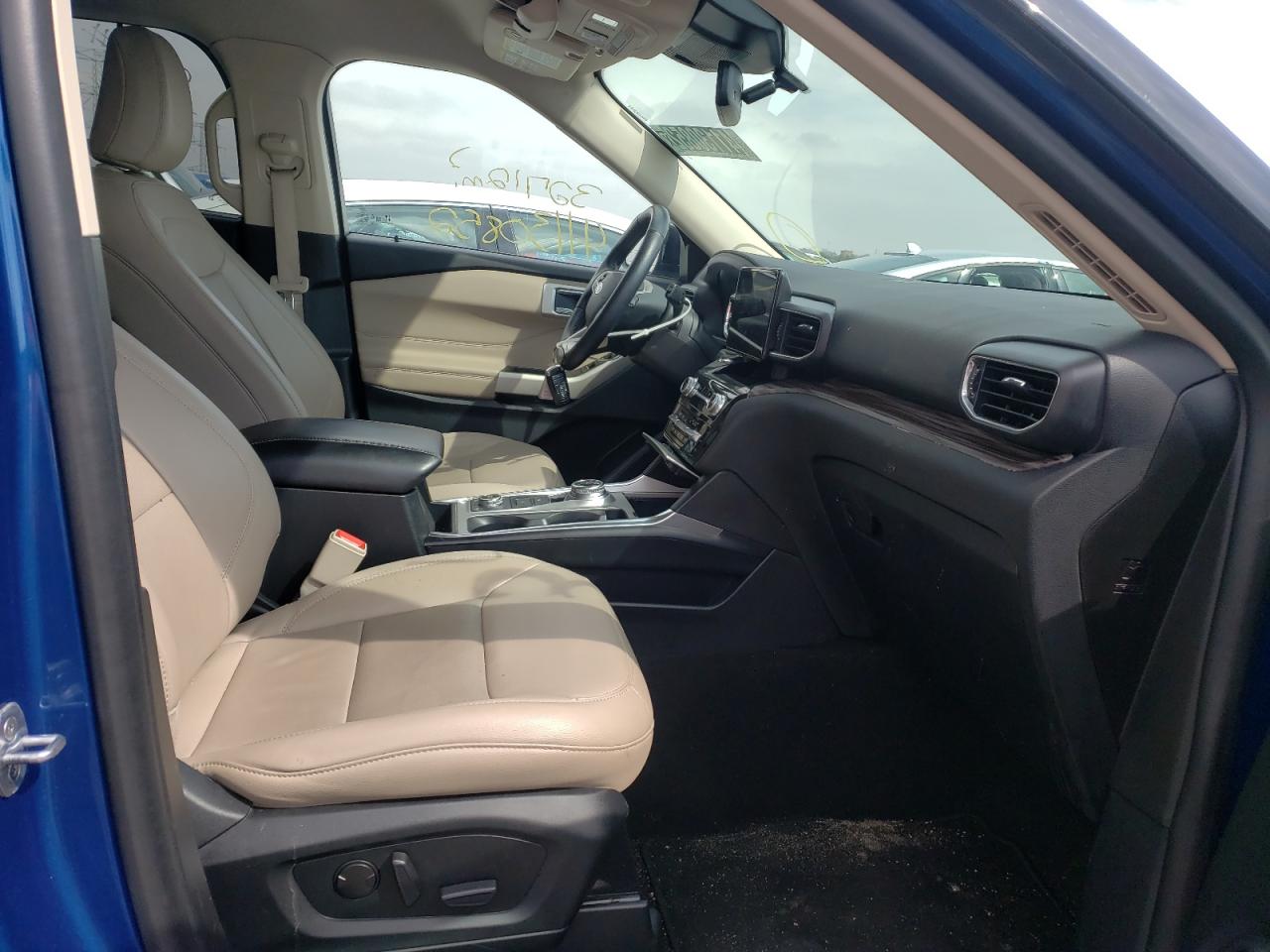 Photo 5 from auction – 2021 FORD EXPLORER L with VIN 1FMSK8FH7MGB06596