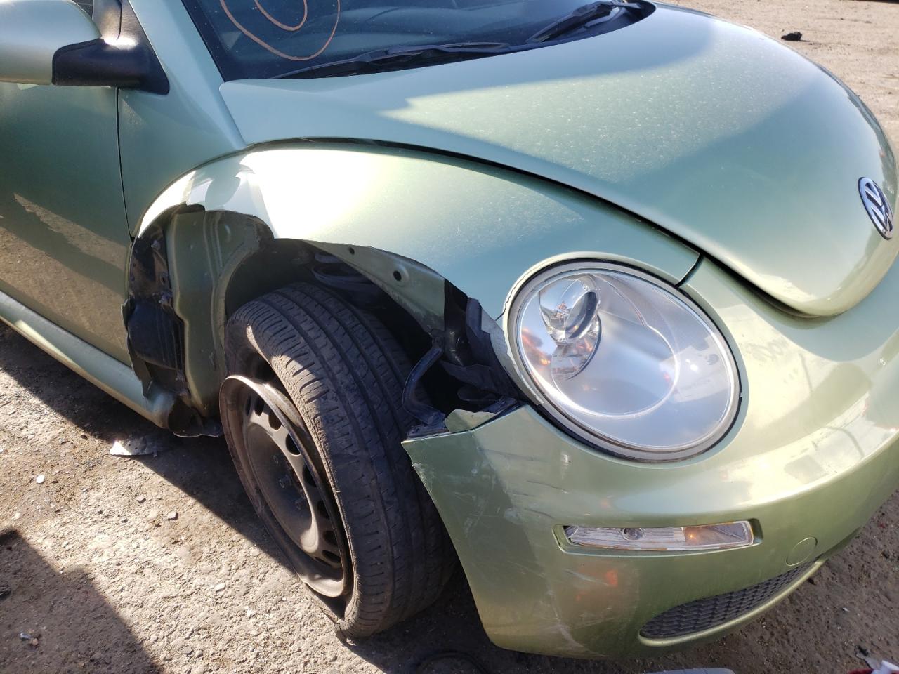 Photo 9 from auction – 2010 VOLKSWAGEN NEW BEETLE with VIN 3VWPW3AG5AM009797
