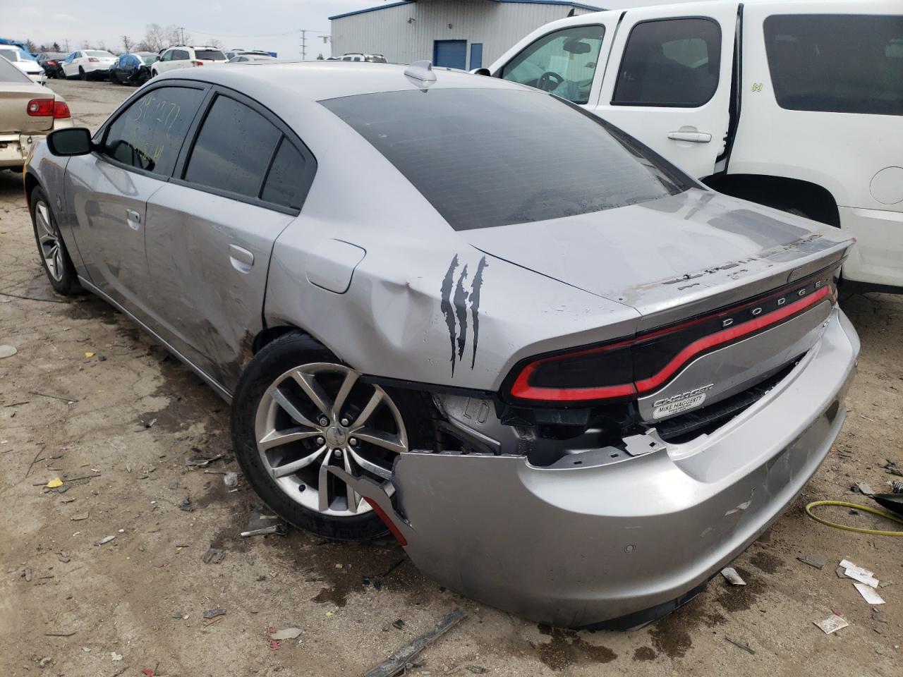 Photo 3 from auction – 2015 DODGE CHARGER SX with VIN 2C3CDXHGXFH726579