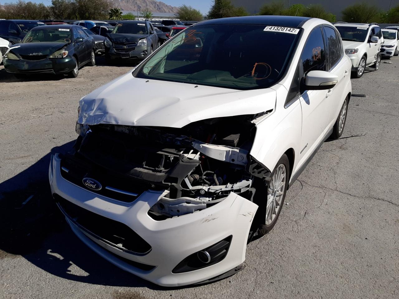 Photo 2 from auction – 2013 FORD C-MAX SEL with VIN 1FADP5BU5DL520103