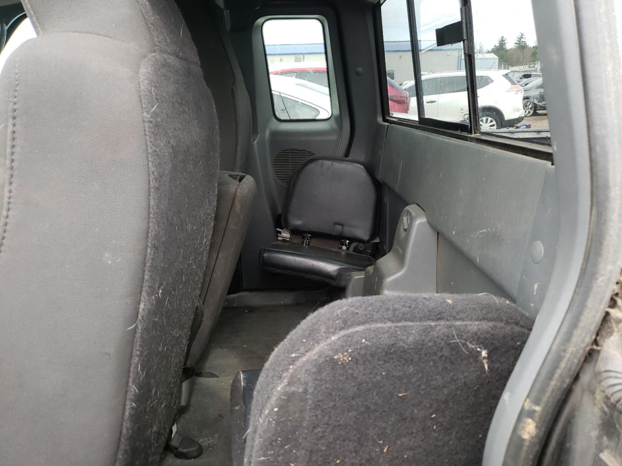 Photo 6 from auction – 2005 FORD RANGER SUP with VIN 1FTZR45E05PA38769