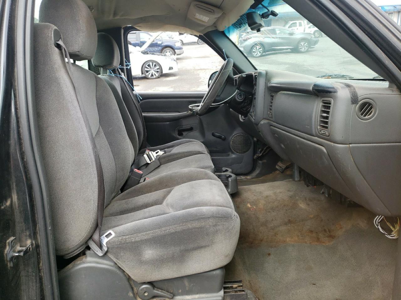 Photo 5 from auction – 2003 GMC NEW SIERRA with VIN 1GTEC14X83Z114645