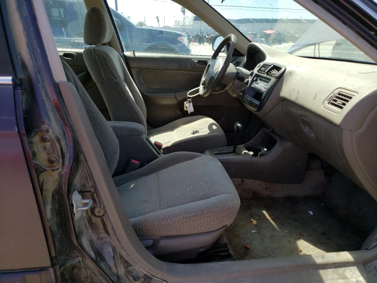 Photo 5 from auction – 2000 HONDA CIVIC EX with VIN 1HGEJ8644YL027192