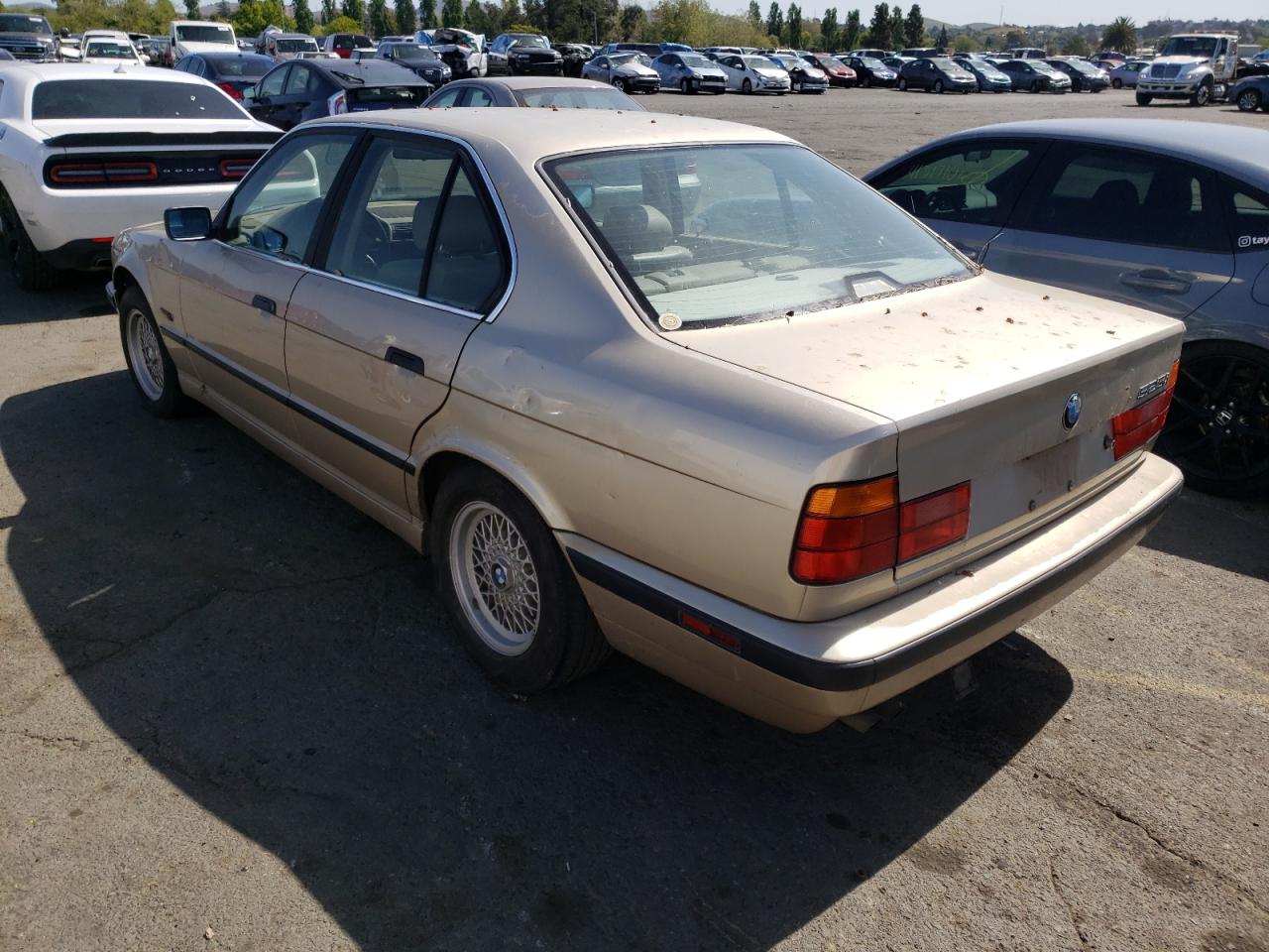 Photo 3 from auction – 1995 BMW 525 I with VIN WBAHD5324SGB37115