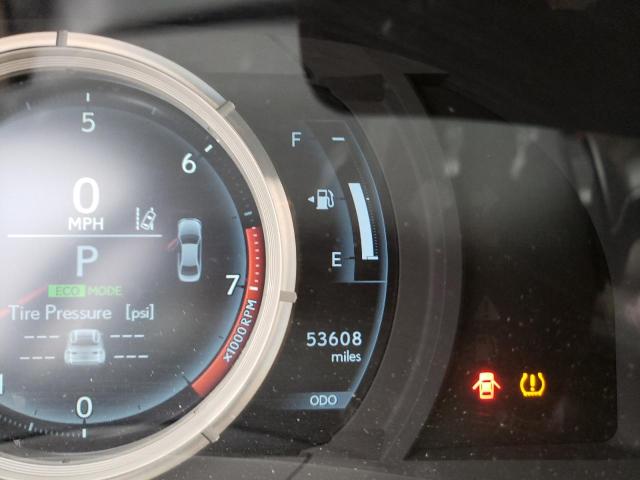 Photo 8 from auction – 2017 LEXUS IS 300 with VIN JTHCM1D27H5022089