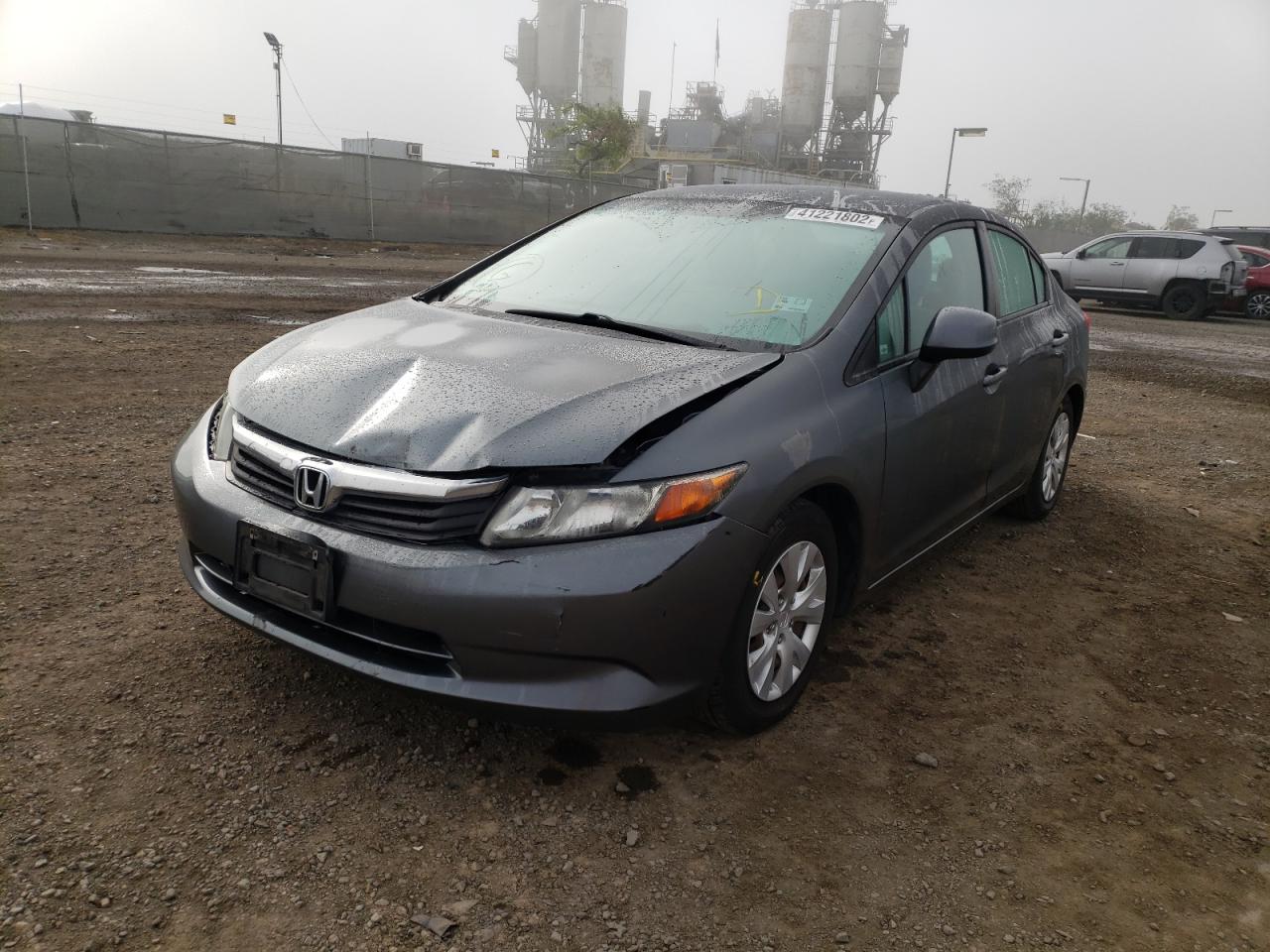 Photo 2 from auction – 2012 HONDA CIVIC LX with VIN 2HGFB2F50CH569192