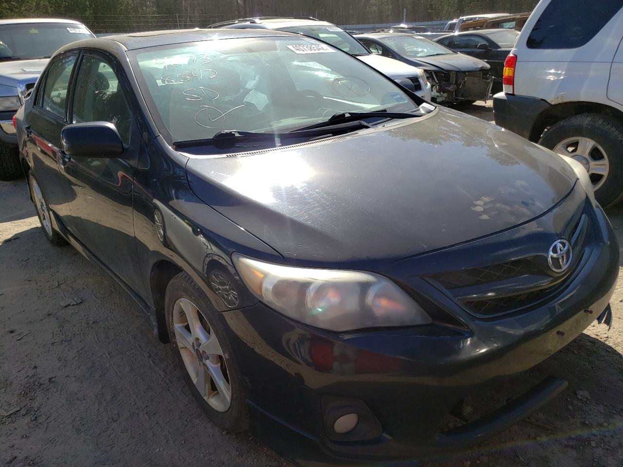 TOYOTA CARROLLA 2011 with VIN 2T1BU4EE9BC602834 - Photo from auction