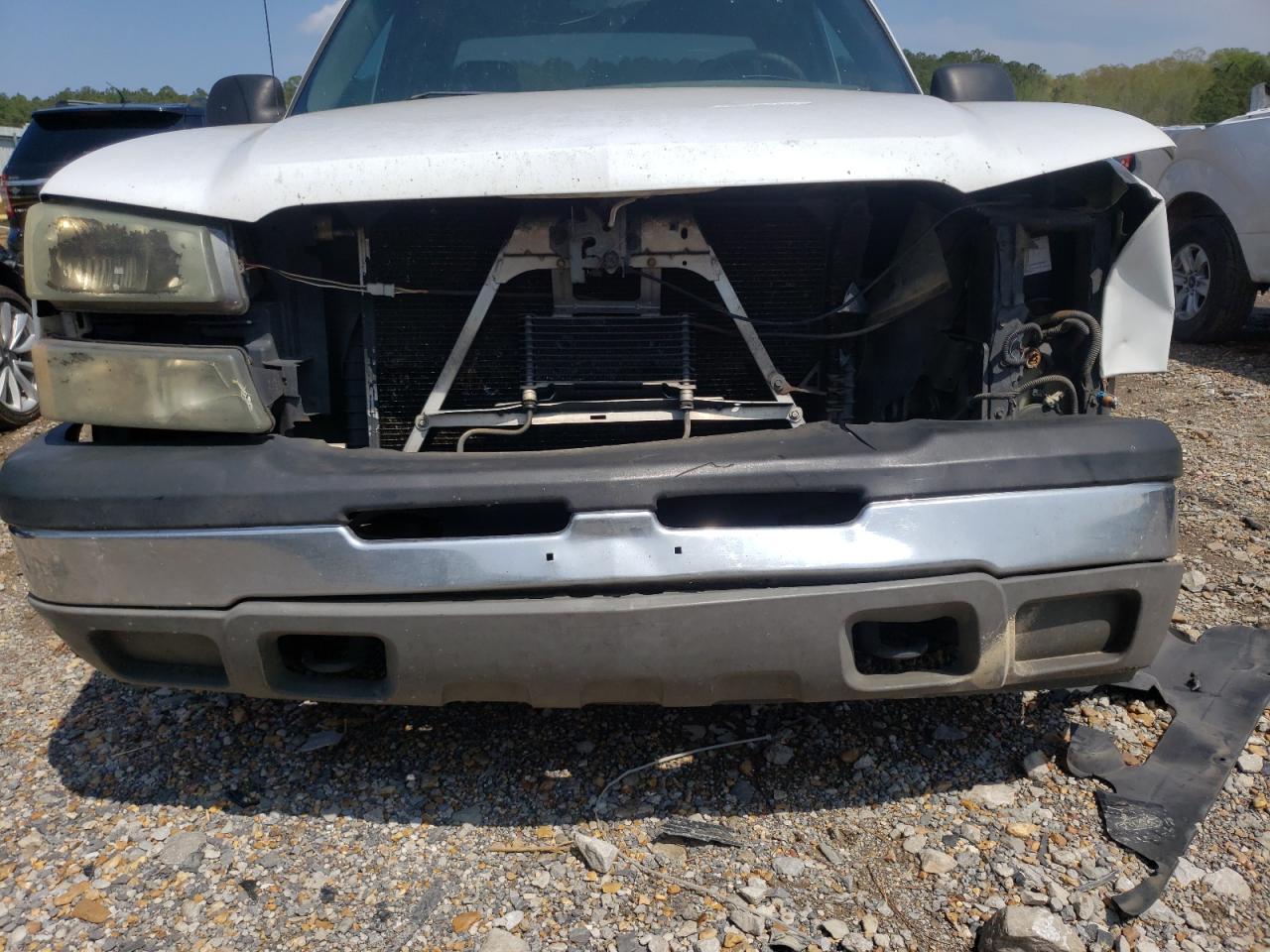 Photo 9 from auction – 2004 CHEVROLET SILVERADO with VIN 1GCEC19Z04Z294750