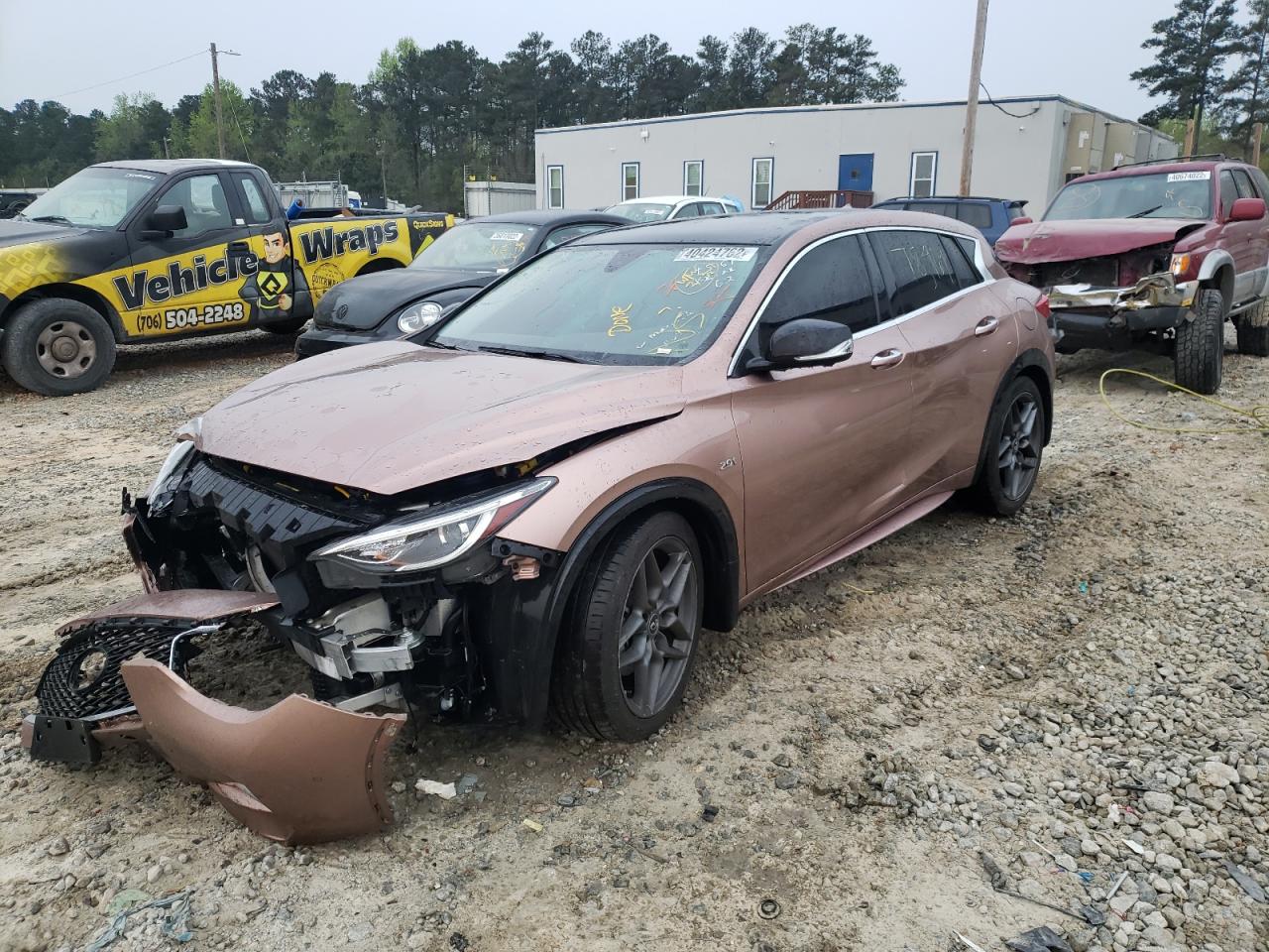 Photo 2 from auction – 2017 INFINITI QX30 BASE with VIN SJKCH5CP6HA024561