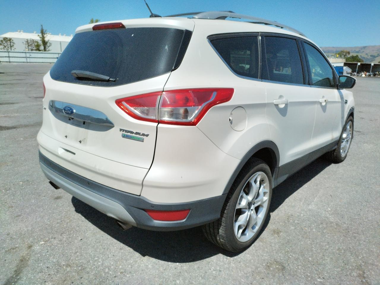 Photo 4 from auction – 2015 FORD ESCAPE TIT with VIN 1FMCU0J9XFUC05496