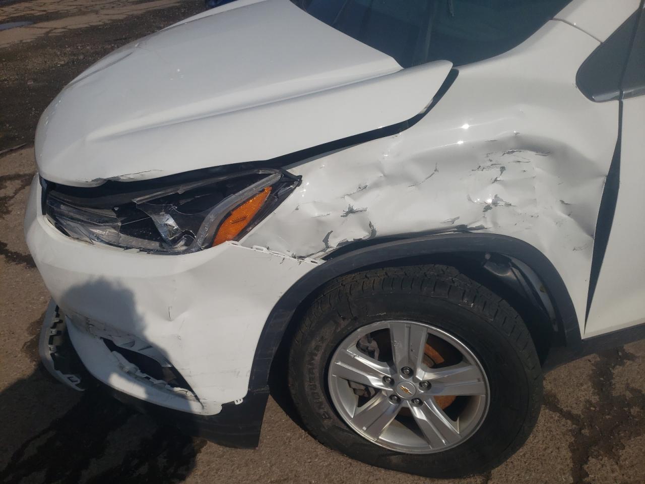 Photo 9 from auction – 2018 CHEVROLET TRAX 1LT with VIN KL7CJLSB2JB725581