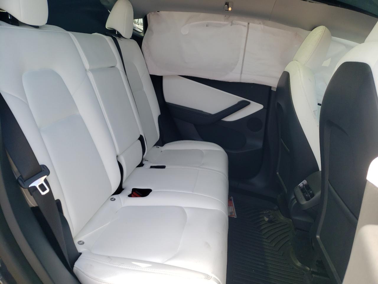 Photo 6 from auction – 2021 TESLA MODEL Y with VIN 5YJYGDEE5MF157458