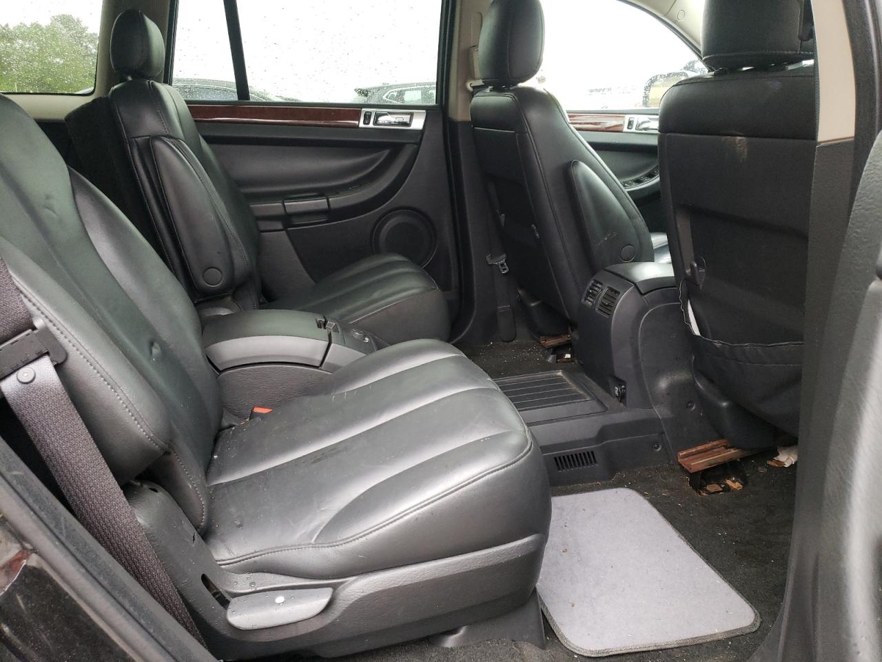 Photo 6 from auction – 2004 CHRYSLER PACIFICA with VIN 2C8GM68444R388261