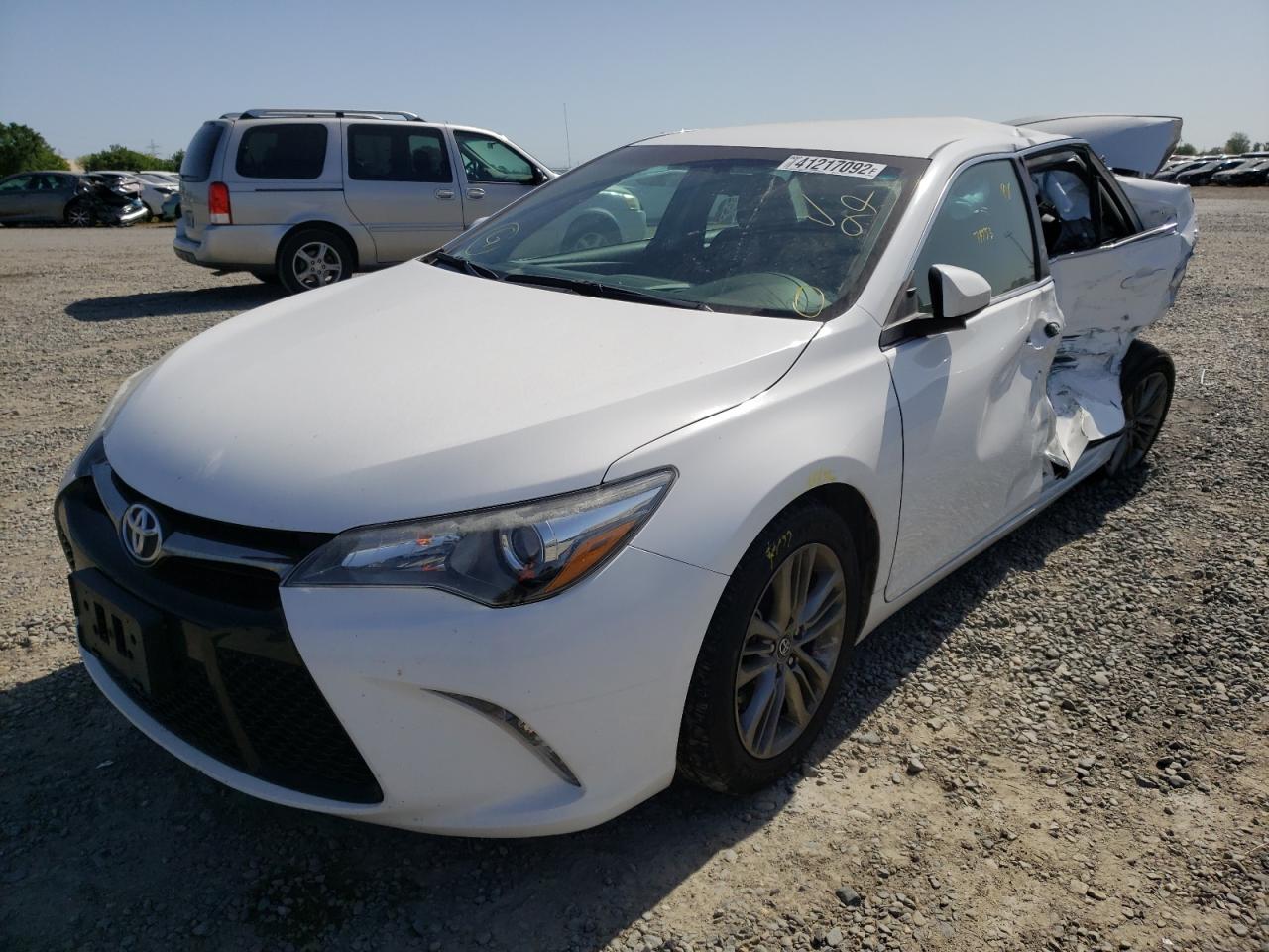 Photo 2 from auction – 2017 TOYOTA CAMRY LE with VIN 4T1BF1FK3HU312111