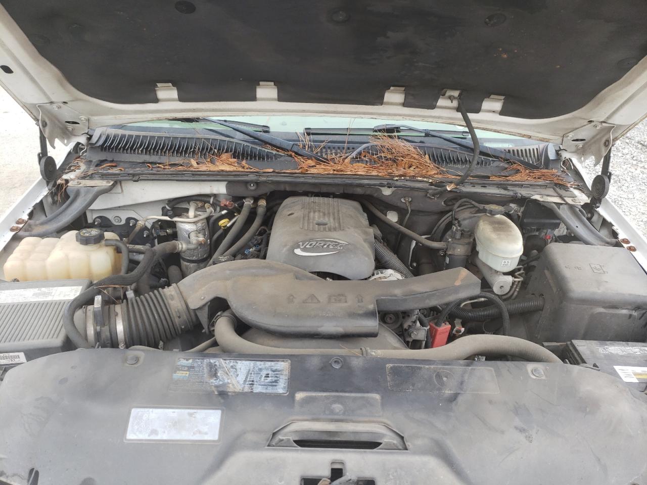 Photo 7 from auction – 2003 GMC YUKON with VIN 1GKEC13Z73R245864