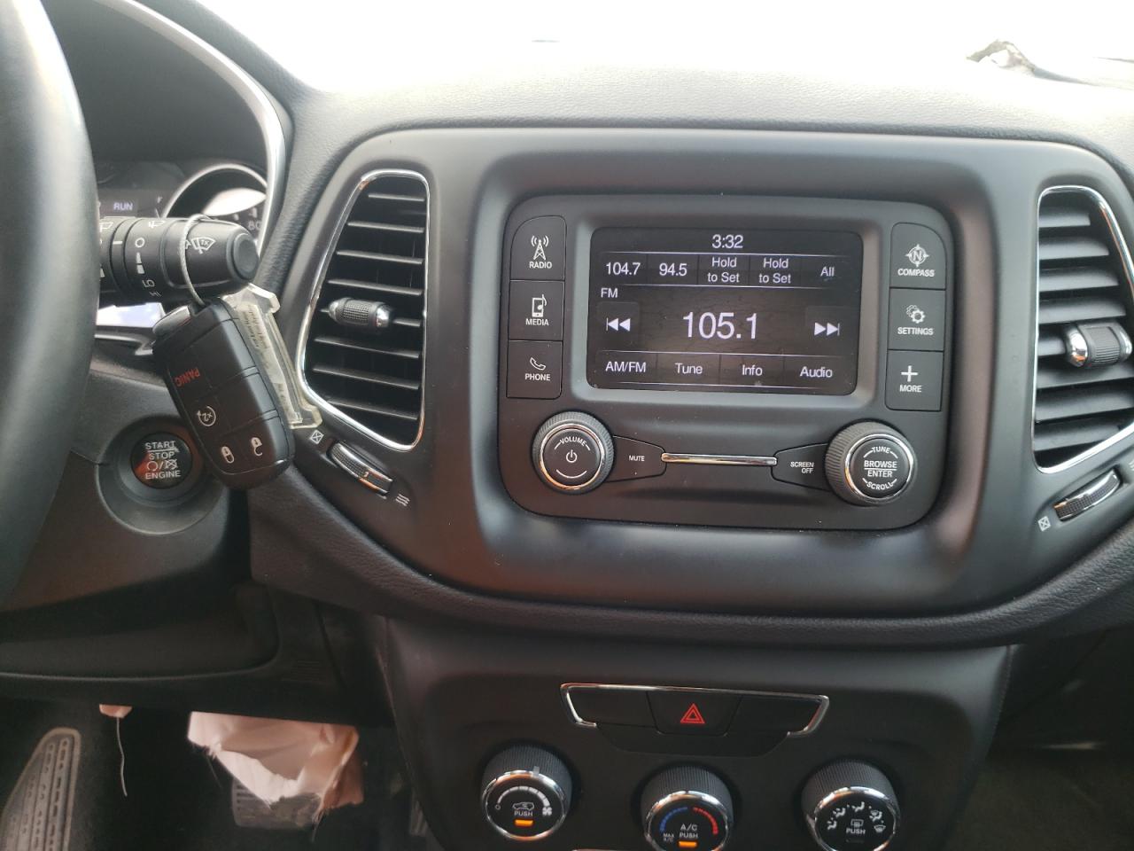 Photo 9 from auction – 2018 JEEP COMPASS LA with VIN 3C4NJDBB9JT282023