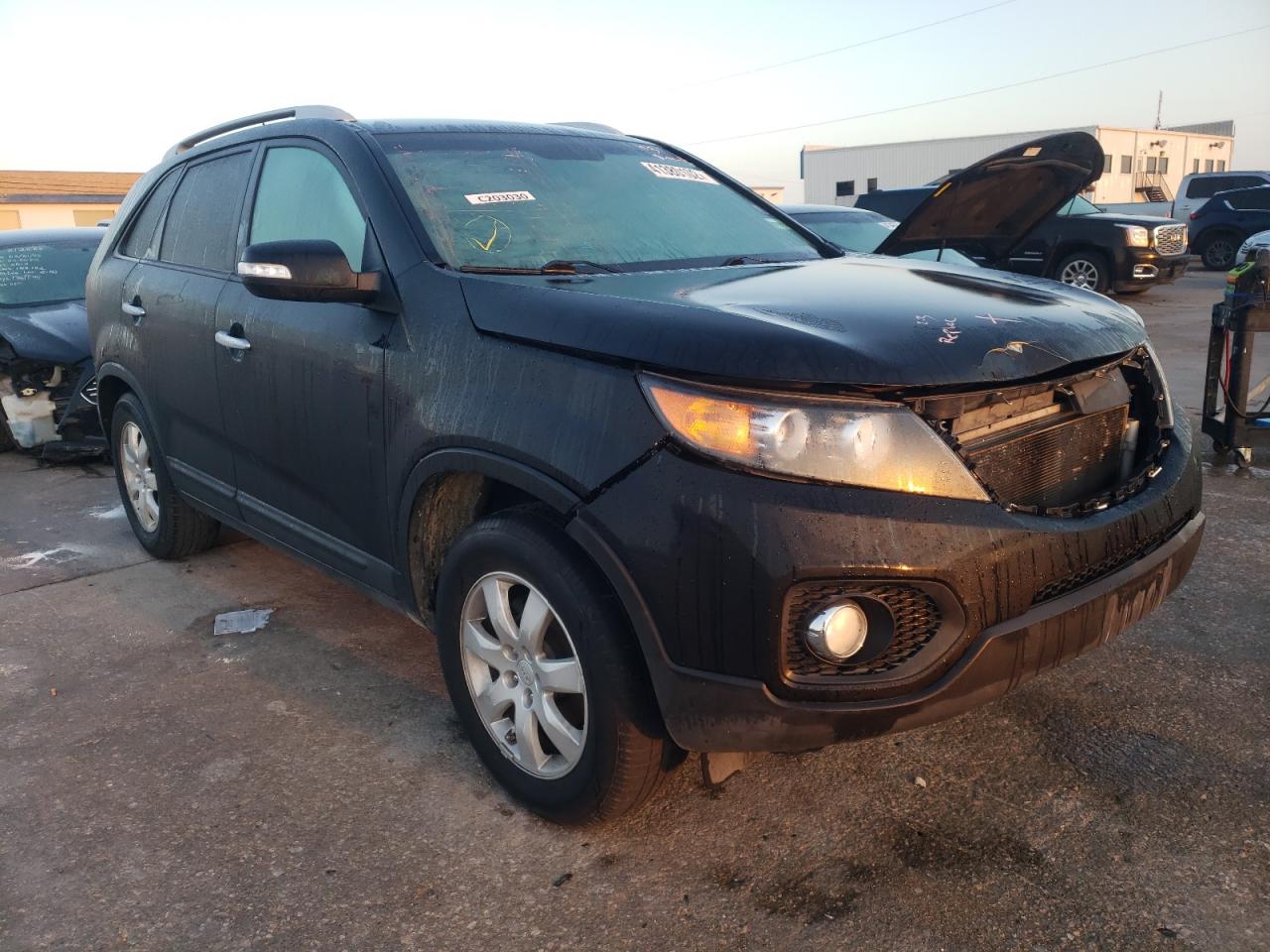 KIA SORENTO BA 2012 with VIN 5XYKT4A64CG211646 - Photo from auction