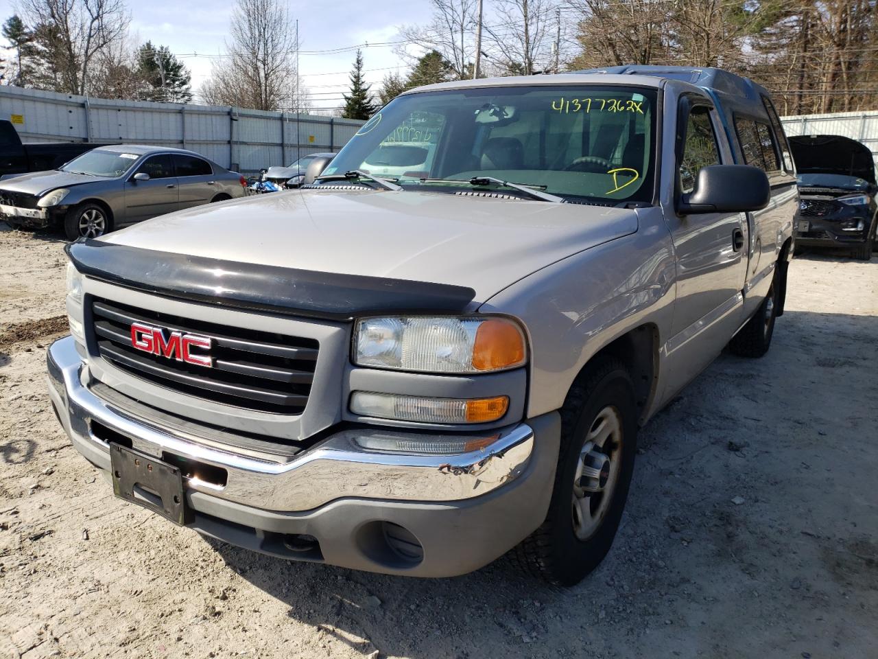Photo 2 from auction – 2004 GMC NEW SIERRA with VIN 1GTEC14X04Z191611