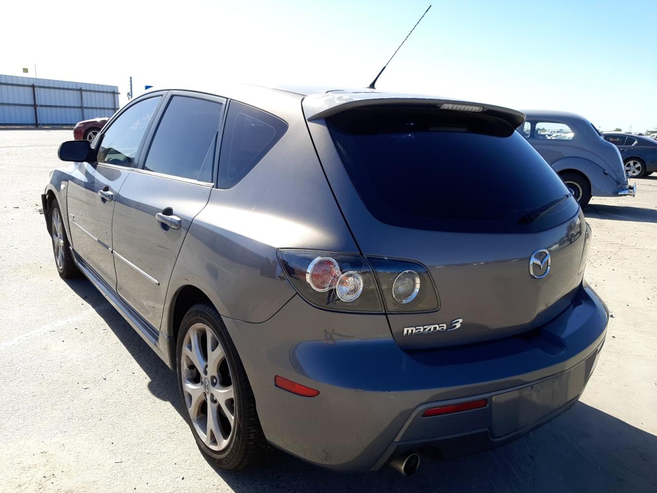 Photo 3 from auction – 2008 MAZDA 3 HATCHBAC with VIN JM1BK344481847238