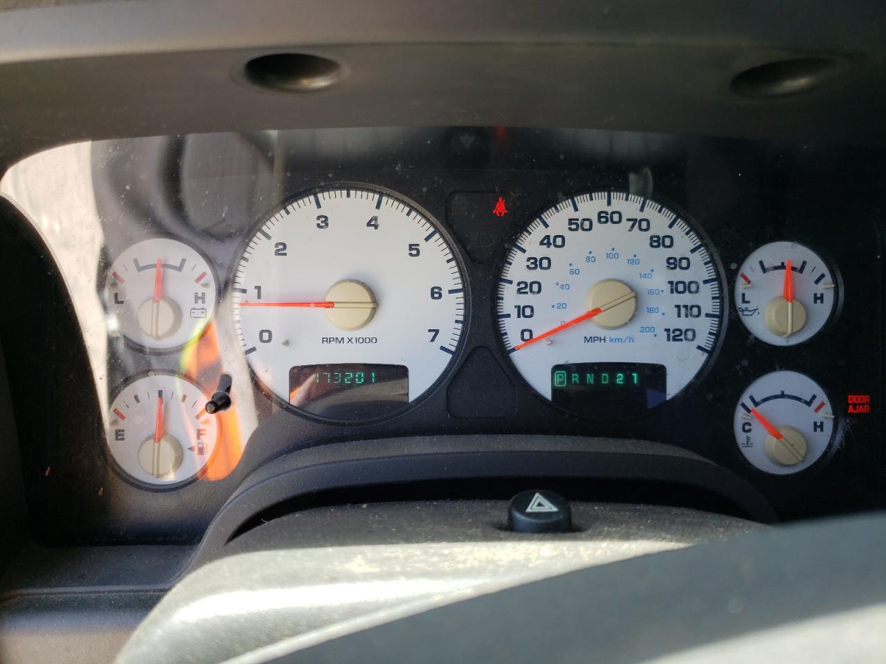 صورة رقم 8 من المزاد - 2004 DODGE RAM 1500 S مع VIN 1D7HU18D64S687831