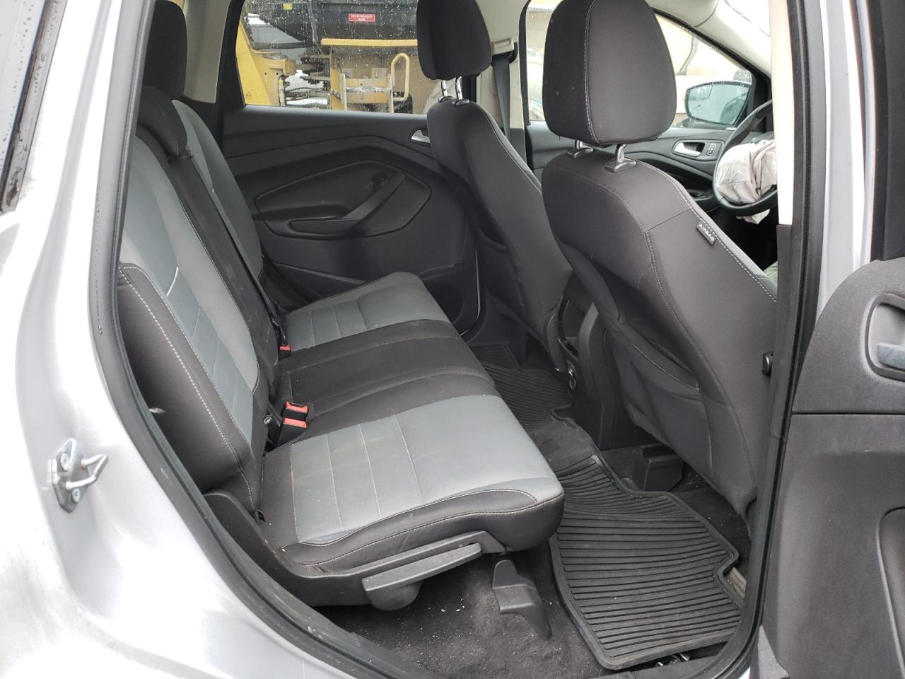 Photo 6 from auction – 2013 FORD ESCAPE SE with VIN 1FMCU9G97DUD11560