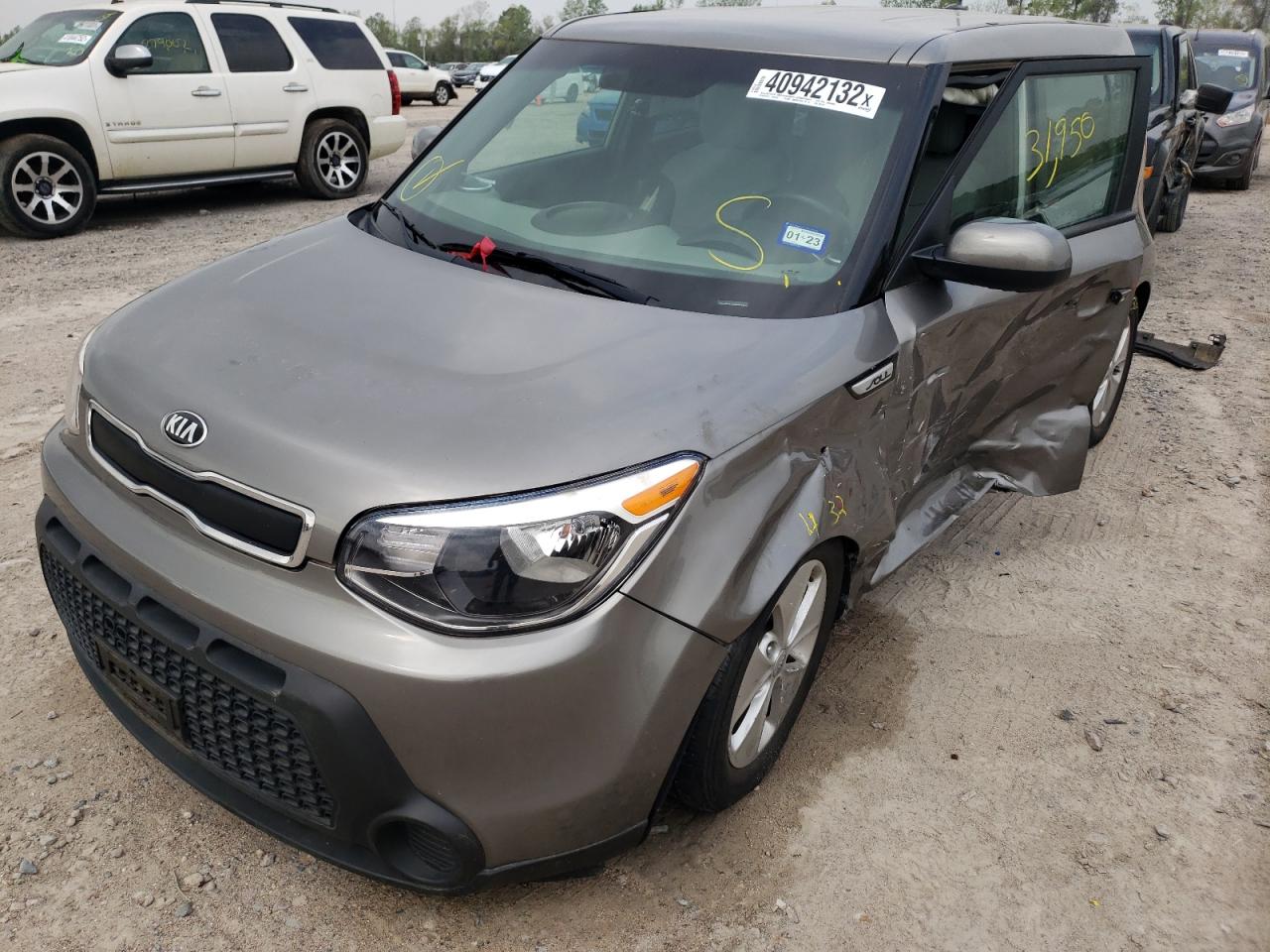 Photo 2 from auction – 2016 KIA SOUL with VIN KNDJN2A23G7382415