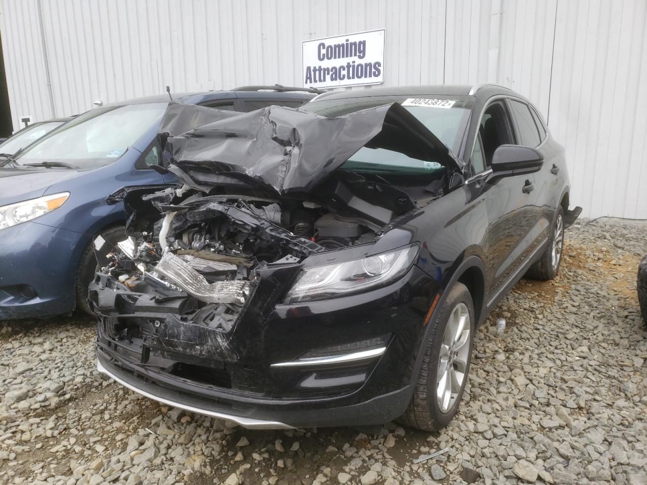 Photo 2 from auction – 2019 LINCOLN MKC SELECT with VIN 5LMCJ2D93KUL26068