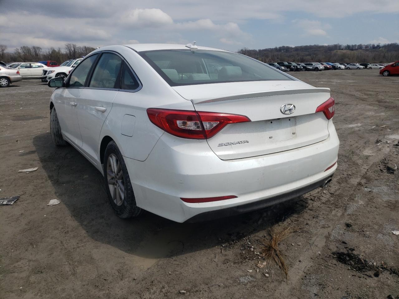 Photo 3 from auction – 2016 HYUNDAI SONATA SE with VIN 5NPE24AF4GH339836