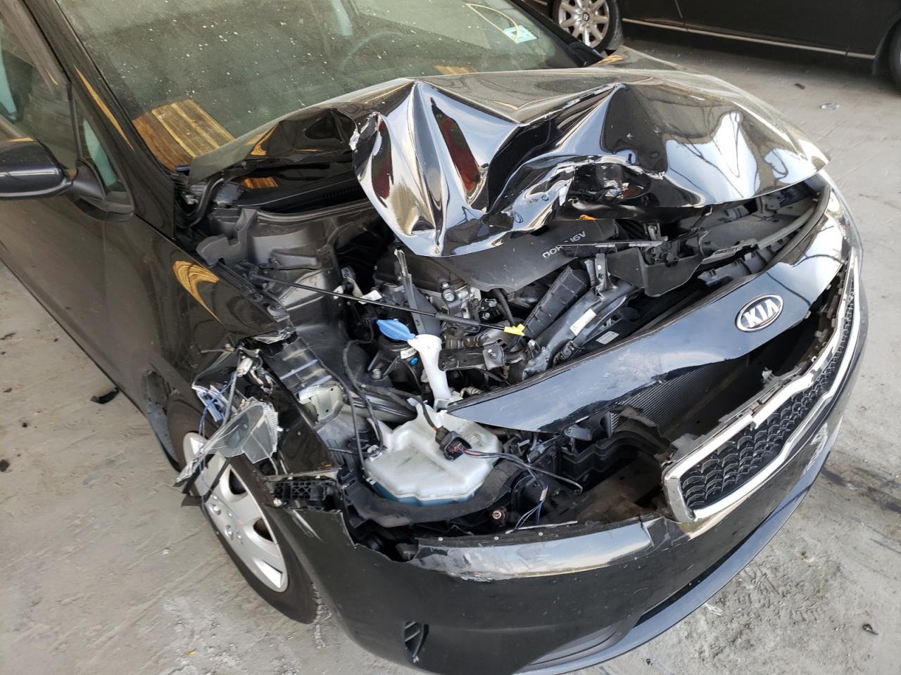Photo 9 from auction – 2017 KIA FORTE LX with VIN 3KPFK4A74HE033514