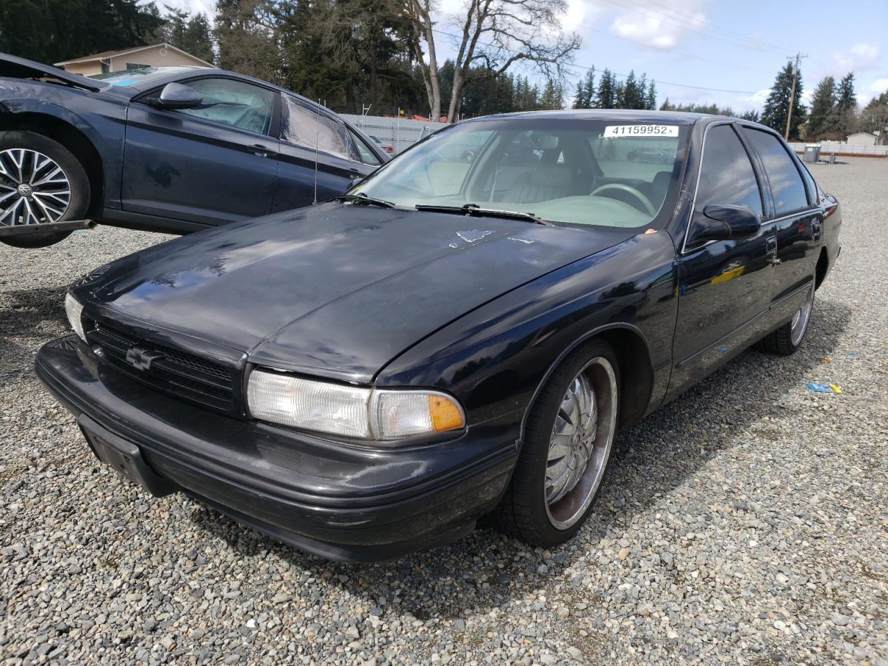Photo 2 from auction – 1996 CHEVROLET CAPRICE / with VIN 1G1BL52P5TR176963