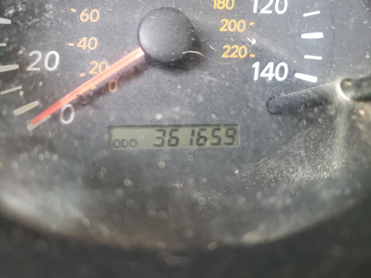 Photo 8 from auction – 2003 TOYOTA HIGHLANDER with VIN JTEHF21A630131535