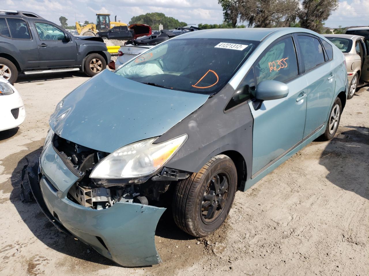 Photo 2 from auction – 2013 TOYOTA PRIUS with VIN JTDKN3DU7D5576203