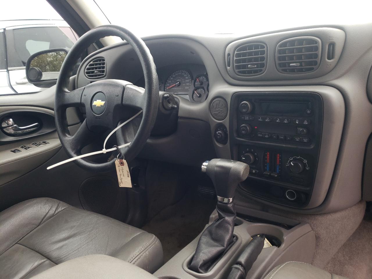 Photo 9 from auction – 2008 CHEVROLET TRAILBLAZE with VIN 1GNDS13S682109746