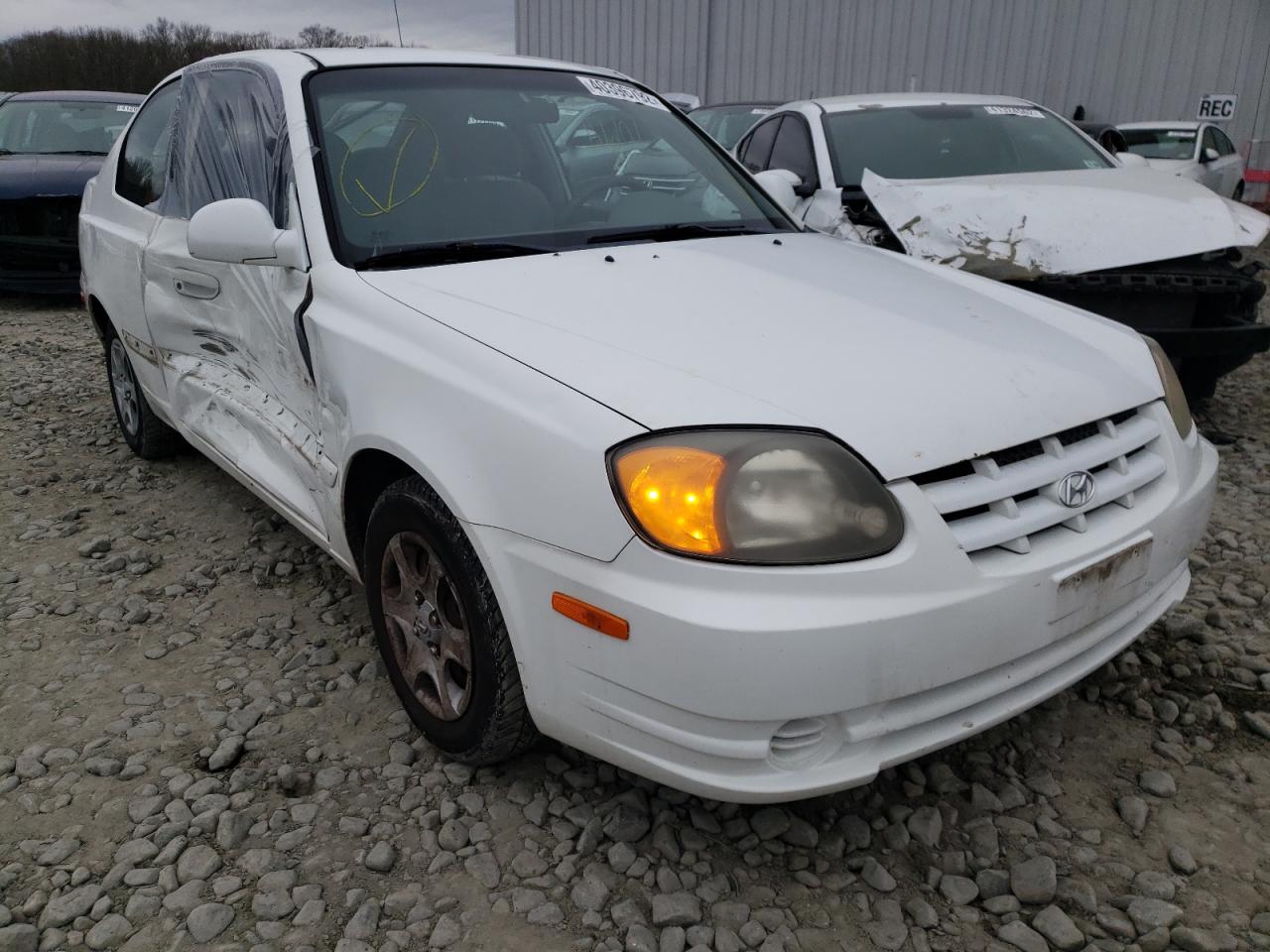 HYUNDAI ACCENT GL 2004 with VIN KMHCG35C84U293945 - Photo from auction