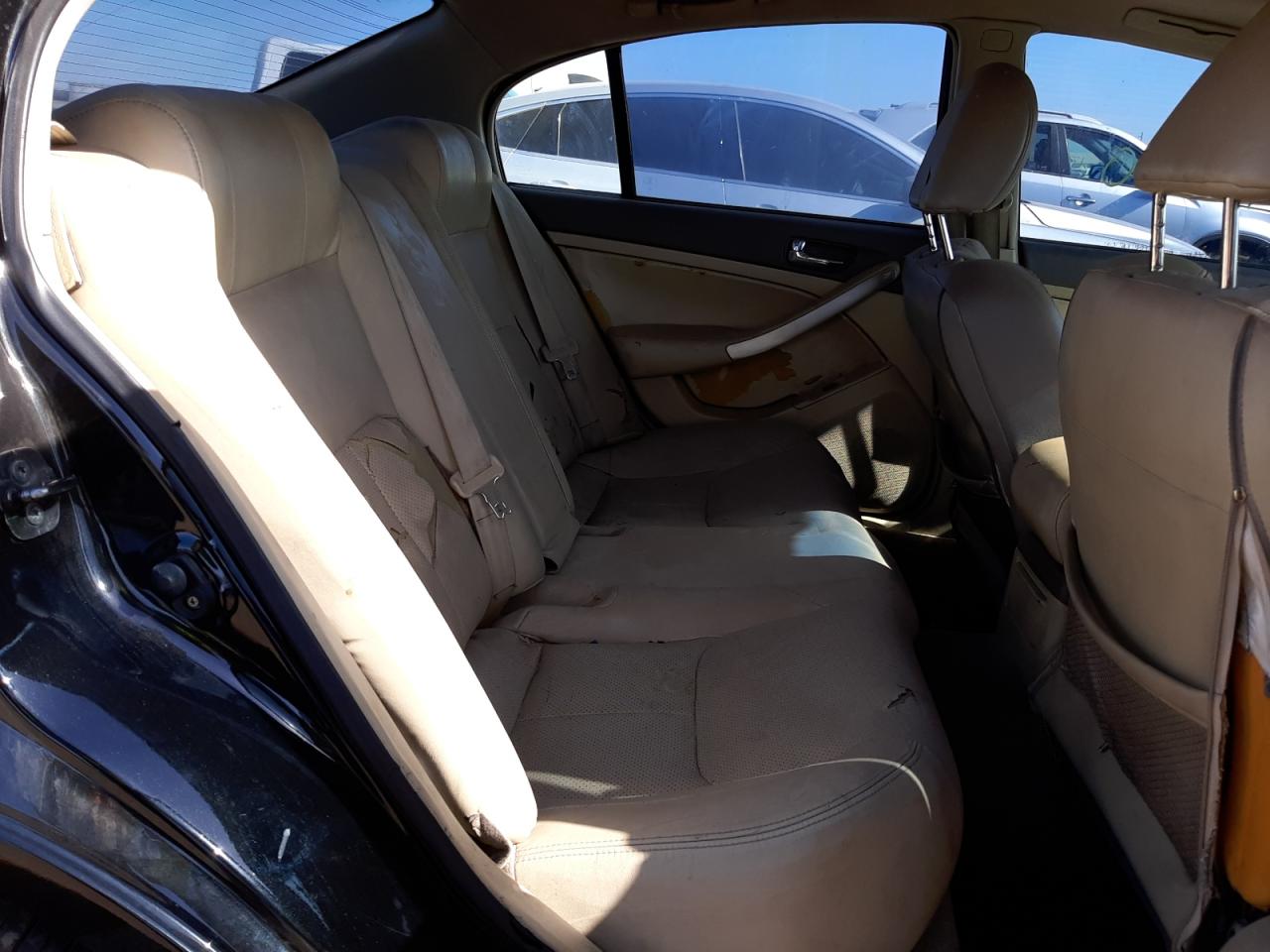 Photo 6 from auction – 2005 INFINITI G35 with VIN JNKCV51E45M214526