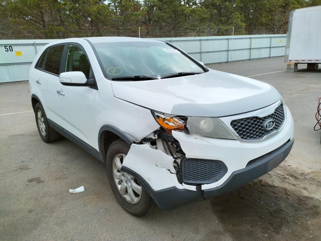 KIA SORENTO BA 2011 with VIN 5XYKT3A12BG086711 - Photo from auction