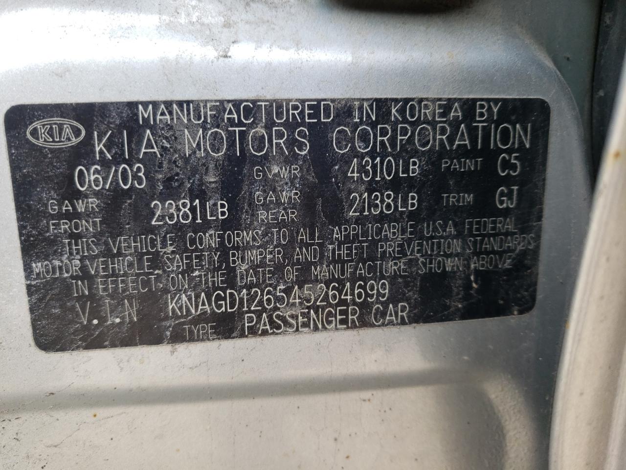 Photo 10 from auction – 2004 KIA OPTIMA LX with VIN KNAGD126545264699