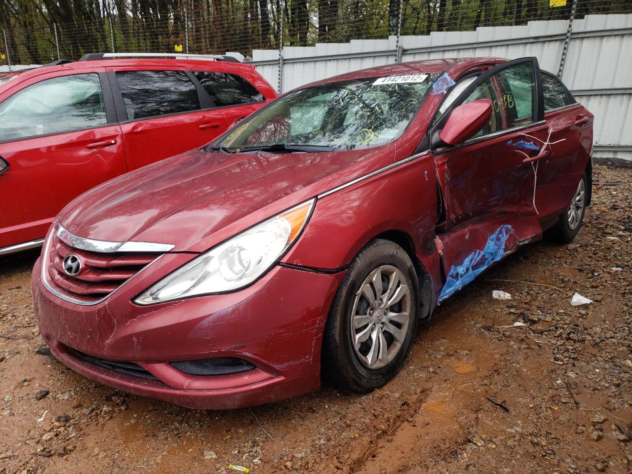 Photo 2 from auction – 2011 HYUNDAI SONATA GLS with VIN 5NPEB4AC4BH242554