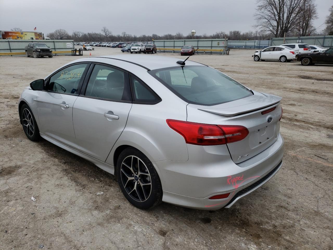 Photo 3 from auction – 2016 FORD FOCUS SE with VIN 1FADP3F22GL405573