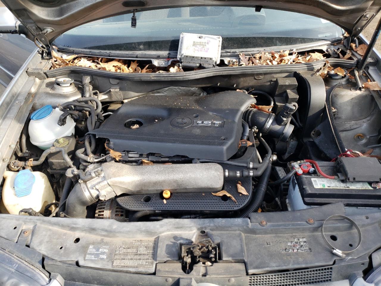Photo 7 from auction – 2005 VOLKSWAGEN GTI with VIN 9BWDE61J054032420