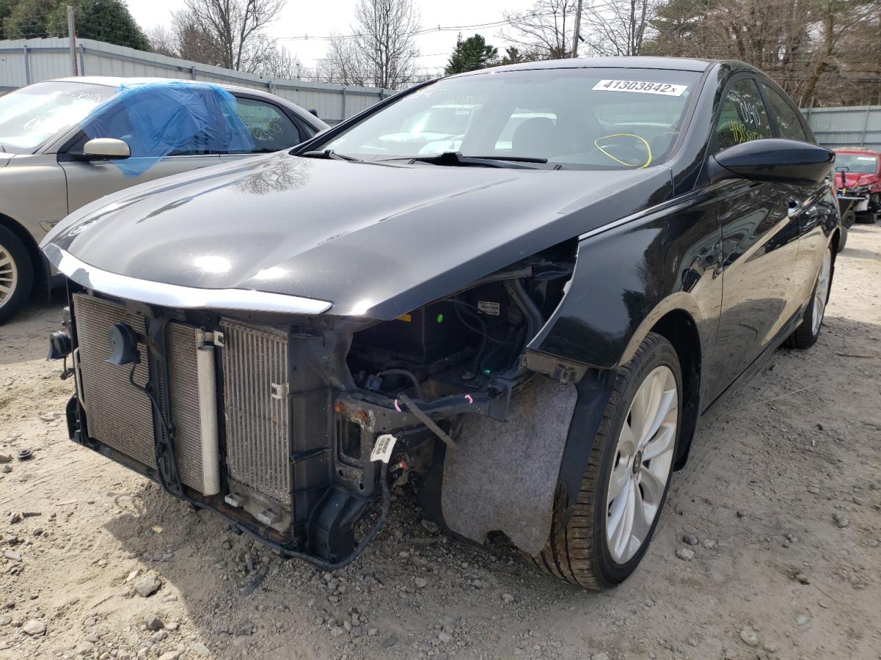 Photo 2 from auction – 2011 HYUNDAI SONATA SE with VIN 5NPEC4AB1BH316355