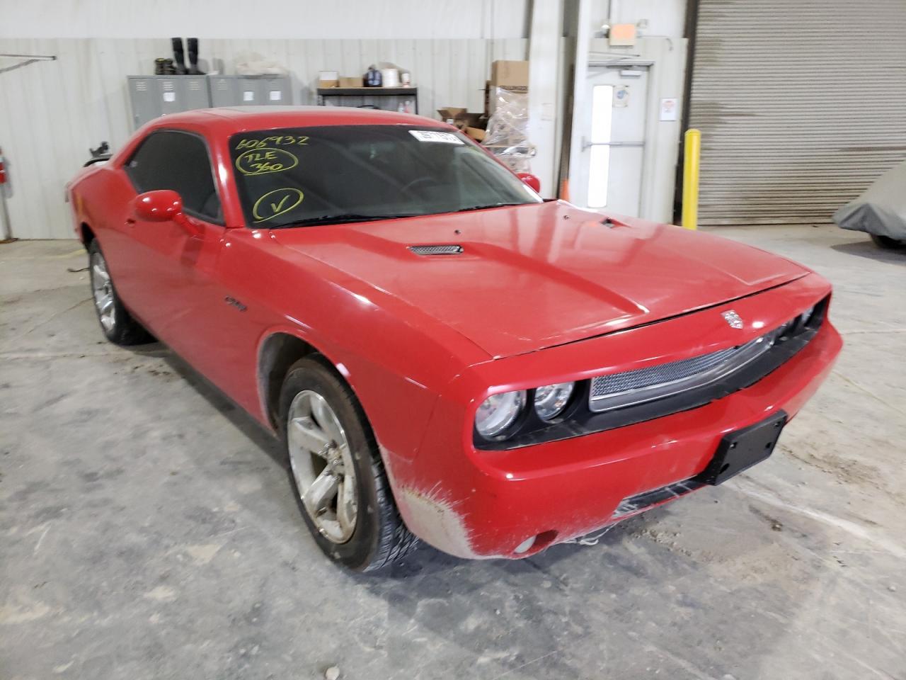 DODGE CHALLENGER 2009 with VIN 2B3LJ44V79H606932 - Photo from auction