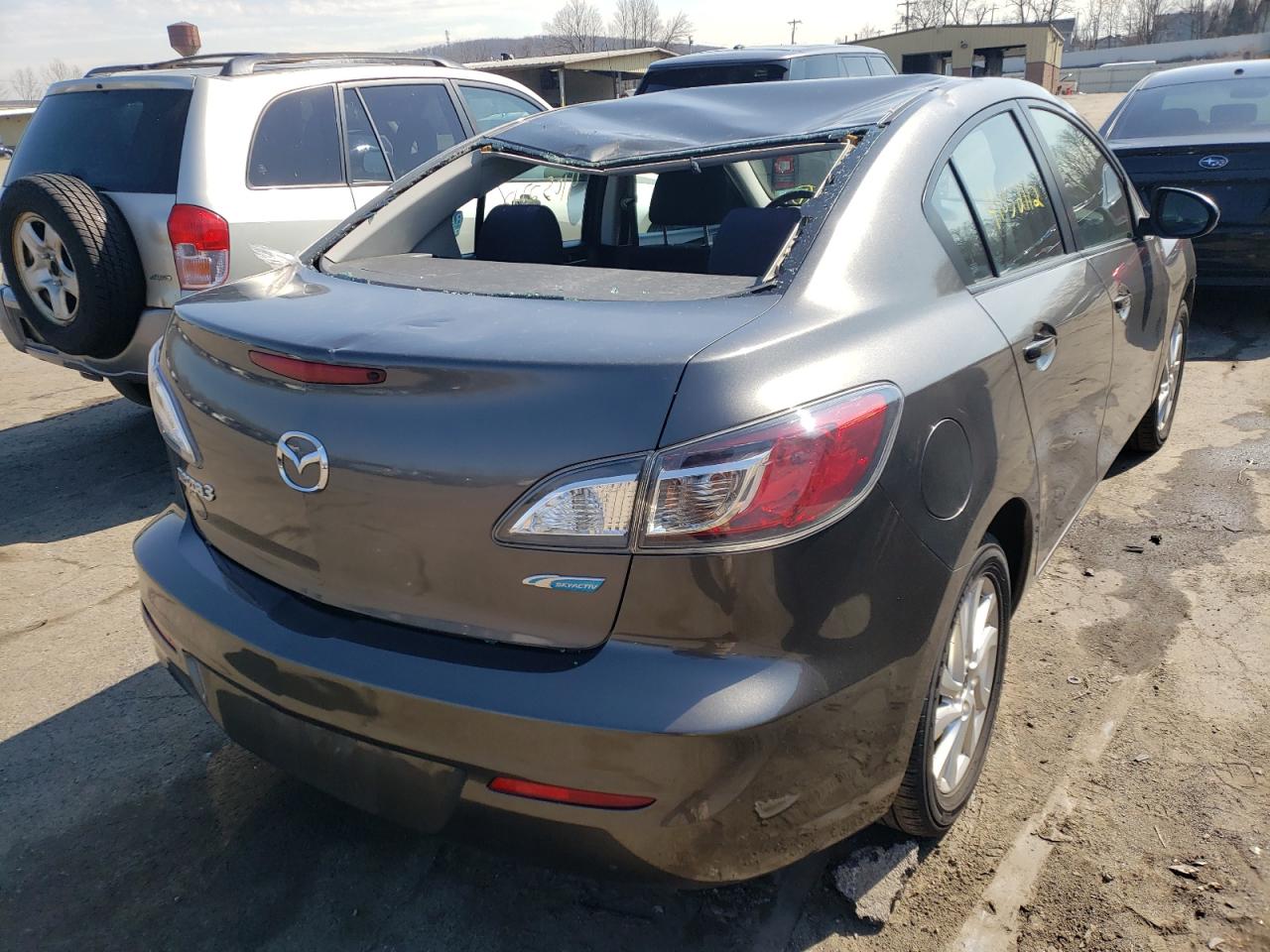 Photo 4 from auction – 2013 MAZDA 3 I with VIN JM1BL1VP8D1771480