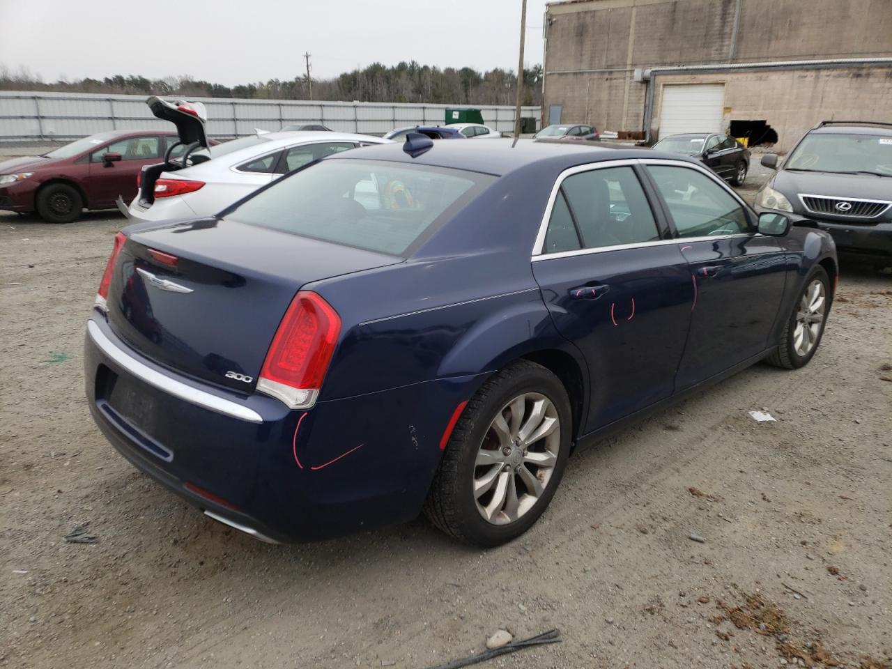 Photo 4 from auction – 2015 CHRYSLER 300 LIMITE with VIN 2C3CCARG0FH781735