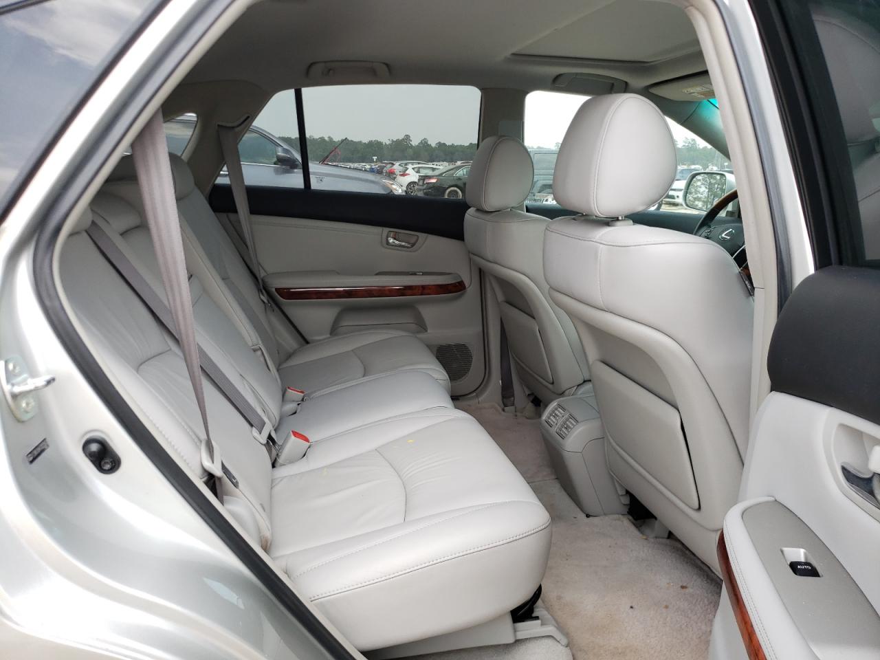 صورة رقم 6 من المزاد - 2007 LEXUS RX 350 مع VIN 2T2GK31U47C023563