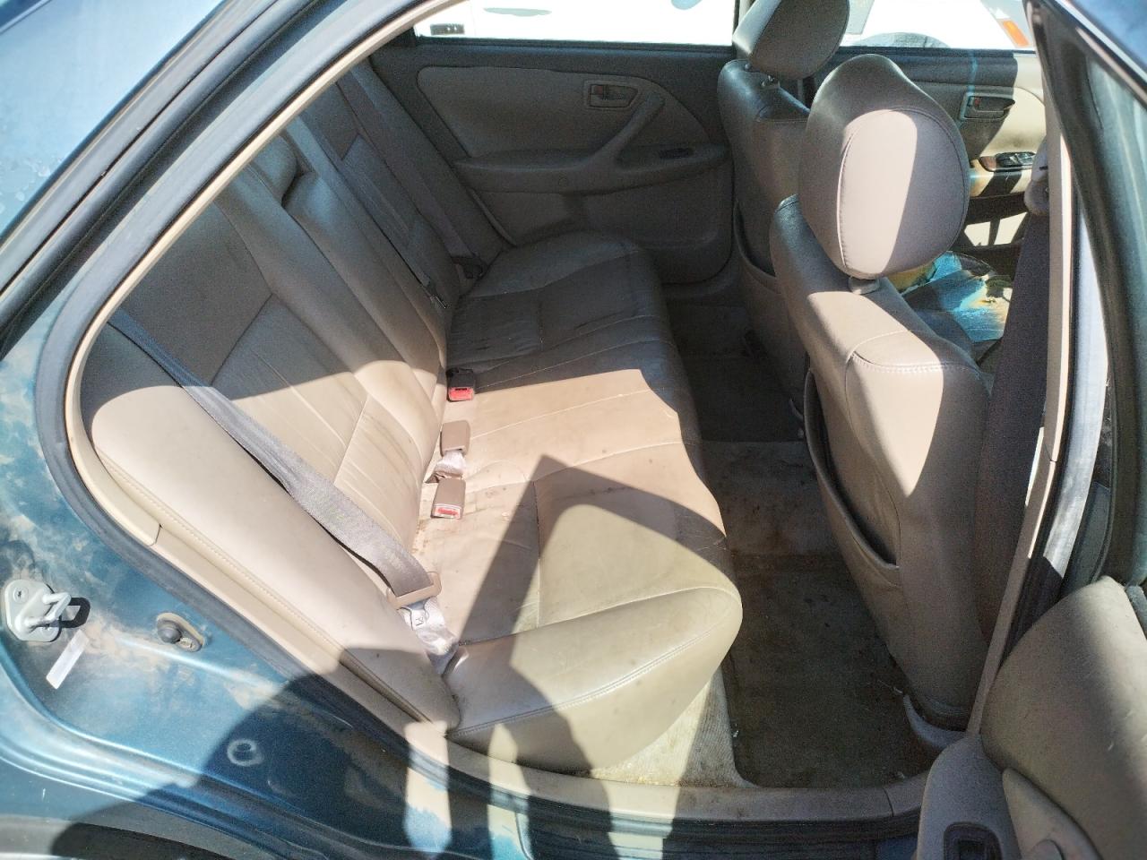 Photo 6 from auction – 2000 TOYOTA CAMRY LE with VIN JT2BF28K9Y0287920