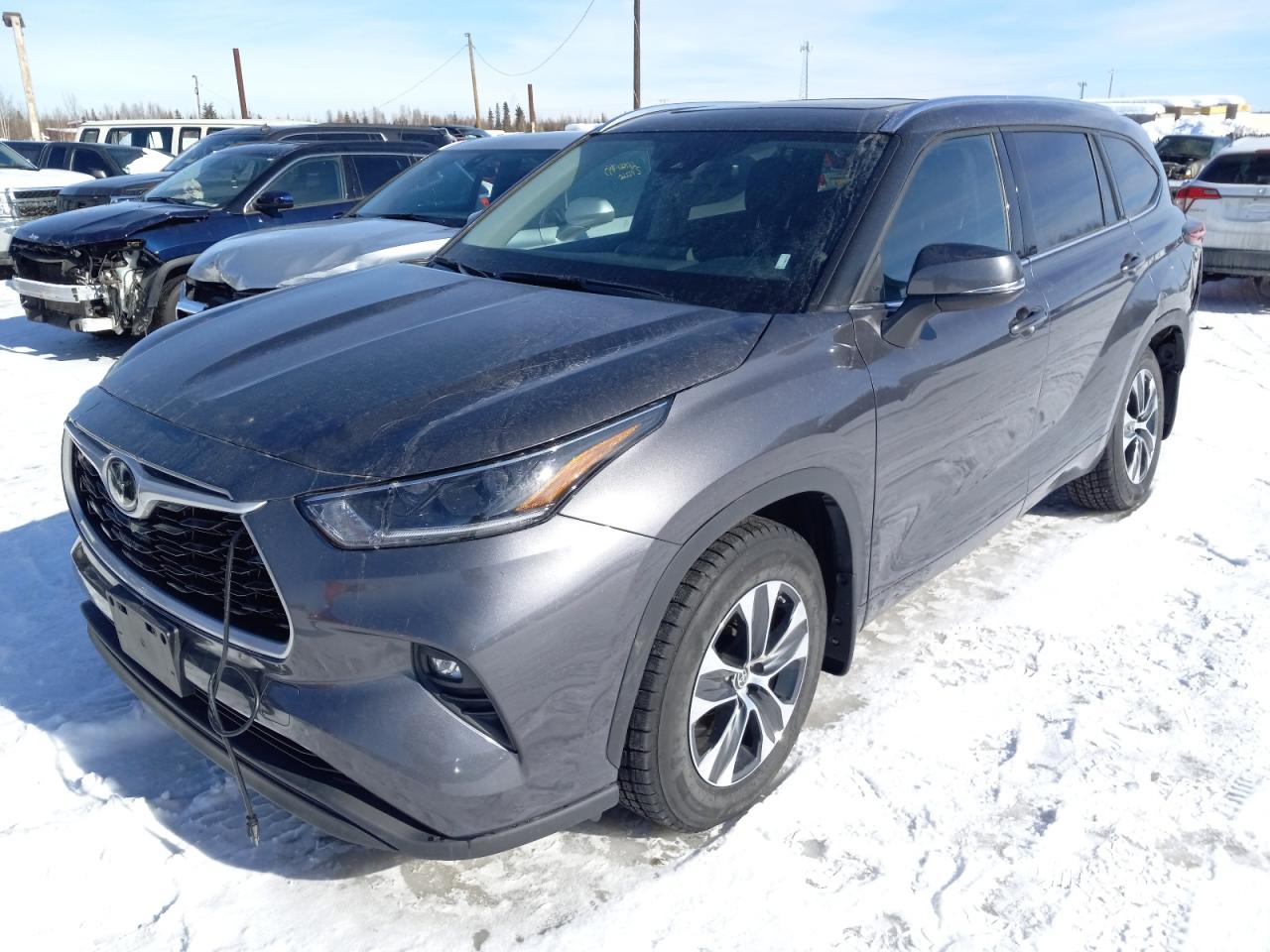 Photo 2 from auction – 2021 TOYOTA HIGHLANDER with VIN 5TDGZRBH7MS112874