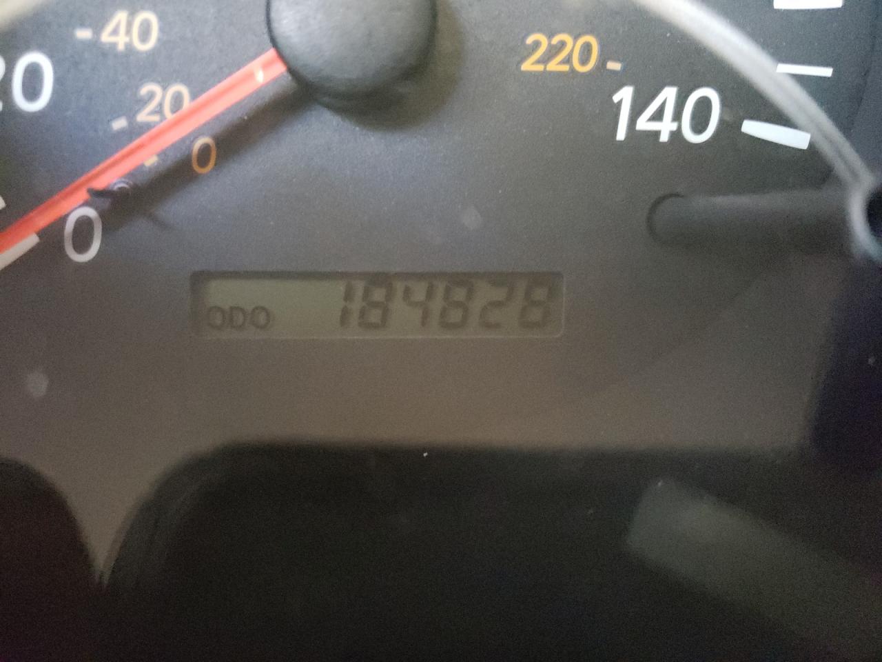 Photo 8 from auction – 2005 TOYOTA HIGHLANDER with VIN JTEGP21A250058367