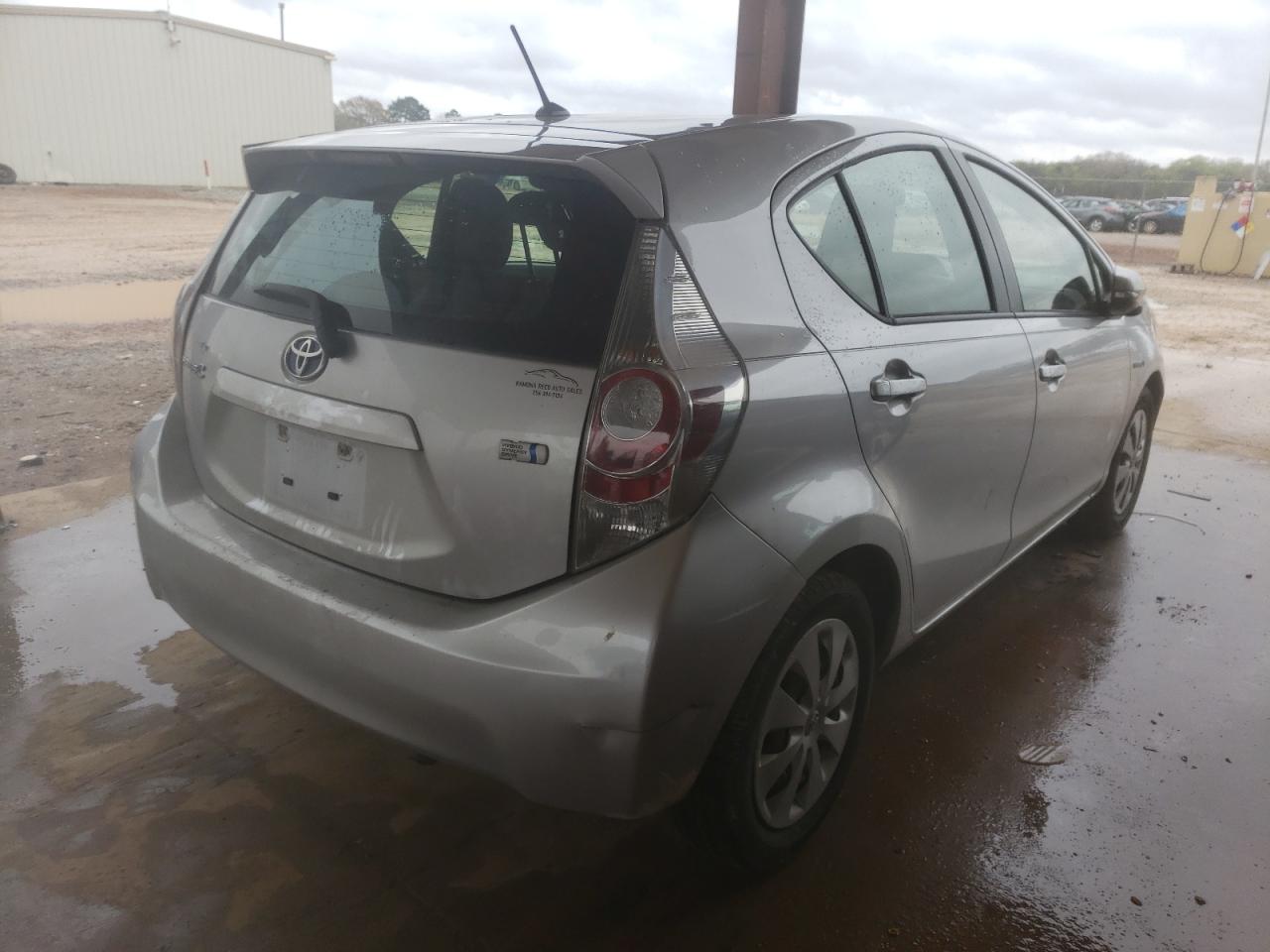 Photo 4 from auction – 2013 TOYOTA PRIUS C with VIN JTDKDTB37D1056734